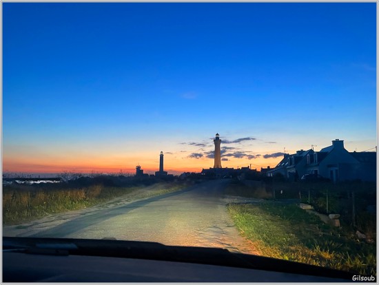Un phare dans la nuit - Phare d'Eckmühl Septembre 2025