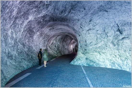 La Caverne du Pont-neuf œuvre de JR - Paris Juin 2026