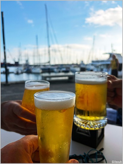 Tchin...