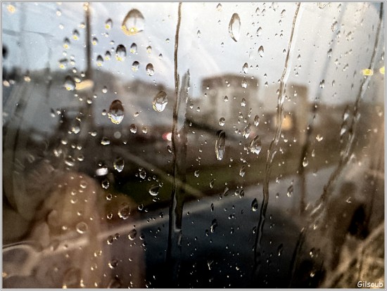 Lundi matin, des larmes de pluie - Quimper Février 2026