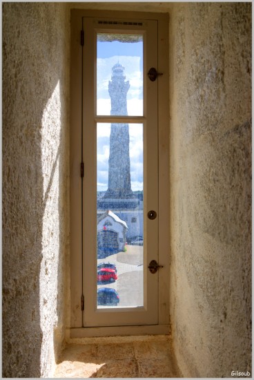 Vu sur le phare d'Eckmühl depuis l'escalier du vieux phare de Penmarc'h - Mai 2026