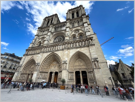 Esplanade de Notre Dame - Mai 2026